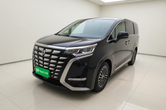 腾势D9 2022款 DM-i 970 四驱尊荣型