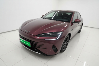 比亚迪 海豹 2023款 DM-i 1.5L 121km 尊贵型