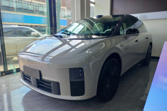 理想汽车 理想i6 2025款 两驱标准版