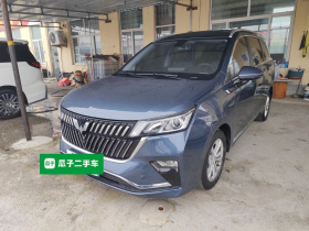 五菱汽车 五菱佳辰 2022款 1.5T CVT智享豪华型