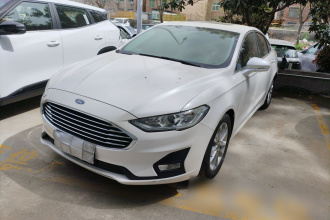福特 蒙迪欧 2020款 EcoBoost 180 时尚型