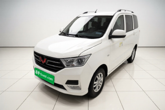 五菱汽车 五菱宏光 2021款 改款 1.5L S标准型 液压助力LAR