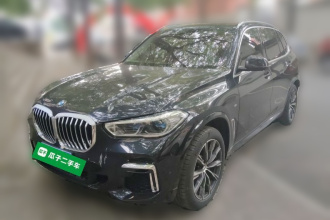宝马X5 2022款 改款 xDrive 30Li 尊享型M运动套装