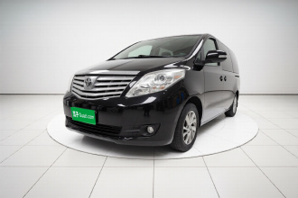 东风风行 菱智PLUS 2021款 2.0L 手动豪华型 7座