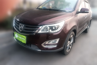 宝骏560 2016款 1.8L 手动豪华型