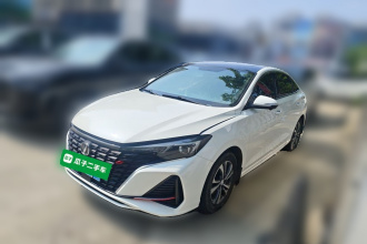 长安 逸动 2022款 PLUS 蓝鲸NE 1.4T GDI DCT尊贵版