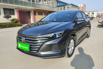 长安 逸动 2022款 PLUS 1.6L GDI 手动精英型