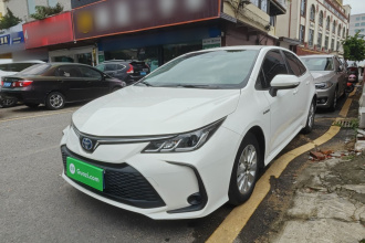 丰田 卡罗拉 2023款 1.8L 智能电混双擎 先锋版