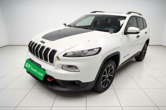 Jeep 自由光 2016款 2.4L 专业智能版