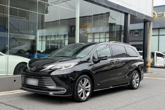 丰田 赛那SIENNA 2024款 2.5L混动 至尊版