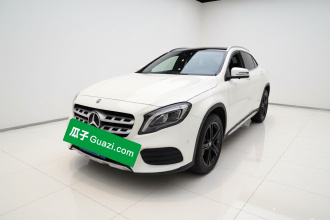 奔驰GLA 2019款 GLA 200 时尚型