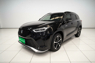 丰田 皇冠陆放 2022款 2.5L HEV四驱尊贵版