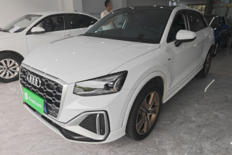 奥迪Q2L 2022款 35 TFSI 时尚动感型