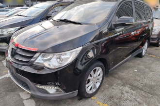 宝骏730 2014款 1.5L 手动舒适ESP版 7座