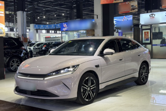 比亚迪 秦L 2025款 EV 545KM云辇型