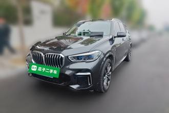 宝马X5 2022款 改款 xDrive 30Li 尊享型M运动套装