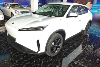 东风风神 SKY EV01 2025款 530km AIR精英版