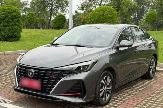 长安 逸动 2022款 PLUS 蓝鲸NE 1.4T GDI DCT尊贵版