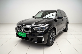 宝马X5 2022款 xDrive 30Li 尊享型M运动套装