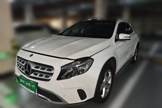 奔驰GLA 2018款 GLA 200 动感型