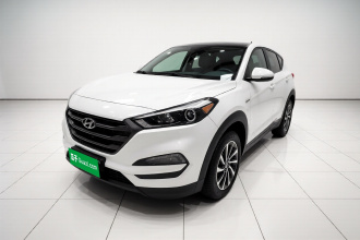 现代 途胜 2015款 1.6T 双离合两驱智能型