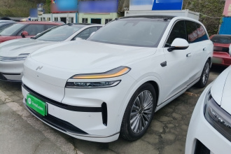 乐道L90 2025款 Max 六座版