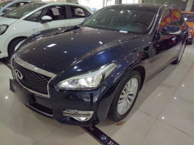 英菲尼迪Q70 2017款 Q70L 2.5L 精英版