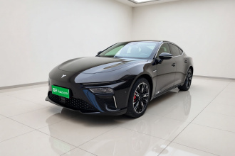 哪吒汽车 哪吒S 2022款 增程版 1160km 后驱小版