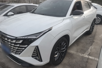 长安UNI-Z 2025款 1.5T 尊贵型