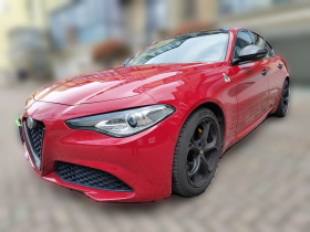 阿尔法·罗密欧 Giulia朱丽叶 2017款 2.0T 200HP 豪华版