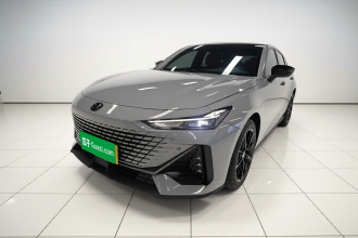 长安UNI-V 2022款 1.5T 尊贵型