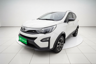 比亚迪 元 2017款 1.5L 手动全景天窗版