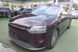 鸿蒙智行 问界M9 2025款 纯电 Ultra版 100kWh 5座版 (192线激光雷达）