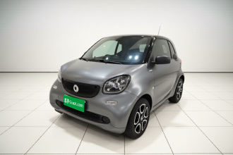 smart fortwo 2019款 0.9T 66千瓦硬顶风擎版 国VI
