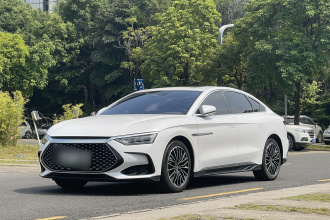 比亚迪 汉 2022款 DM-i 121KM 尊荣型