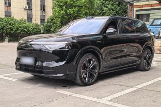 鸿蒙智行 问界M8 2025款 增程 Max+版 53.4kWh 6座版 (192线激光雷达）