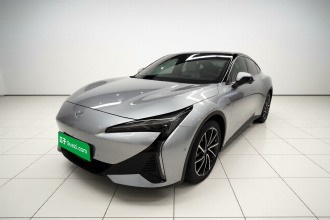 ARCFOX极狐 极狐 阿尔法S5 2024款 560MAX 185kW