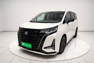 腾势D9 2022款 DM-i 970 四驱旗舰型