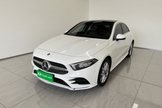 奔驰A级 2021款 A 200 L 运动轿车时尚型