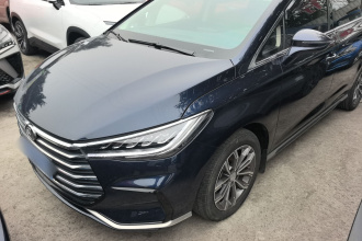 比亚迪 宋MAX 2021款 升级版 1.5T 自动豪华型 7座