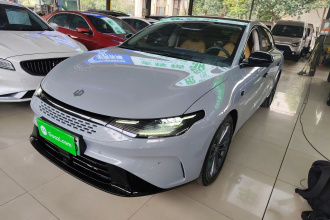 零跑汽车 零跑C01 2024款 增程 316尊享版