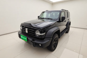 坦克300 2025款 2.0T 汽油挑战者