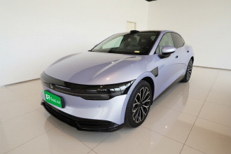 极氪007 2025款 四驱智驾版 75kWh