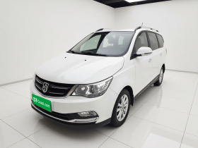 宝骏730 2016款 1.5L 手动舒适型 7座 国V