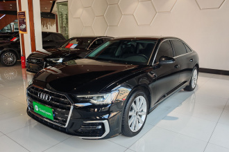 奥迪A6L 2024款 45 TFSI 臻选动感型