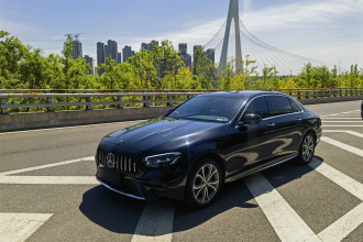 奔驰E级 2022款 改款三 E 300 L 运动时尚型