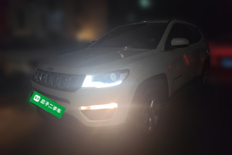 Jeep 指南者 2017款 200T 自动家享版