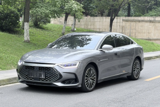比亚迪 汉 2022款 DM-i 121KM 尊享型