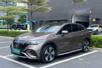 奔驰EQE SUV 2023款 350 4MATIC 豪华版