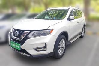 日产 奇骏 2017款 2.0L CVT七座舒适版 2WD